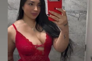 🍑🤤Elizabeth 🤤👅🍑Dripping wet co... - Image 2